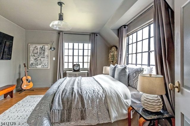 89 Douglas Rd, Glen Ridge Boro Twp., NJ 07028