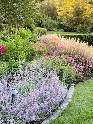 89 Douglas Rd, Glen Ridge Boro Twp., NJ 07028