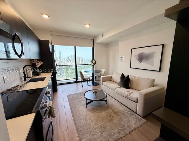 398 NE 5th St 2203, Miami, FL 33132