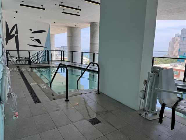 398 NE 5th St 2203, Miami, FL 33132