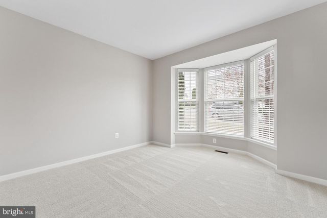 57 CARRIAGE HILL DR, Fredericksburg, VA 22405