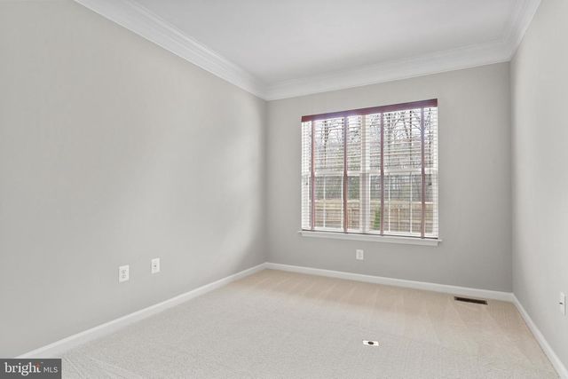 57 CARRIAGE HILL DR, Fredericksburg, VA 22405