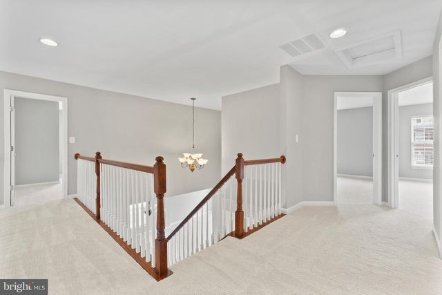 57 CARRIAGE HILL DR, Fredericksburg, VA 22405