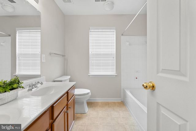 57 CARRIAGE HILL DR, Fredericksburg, VA 22405