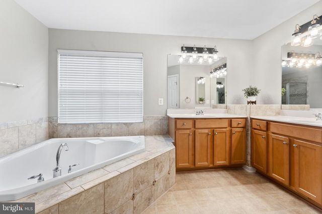 57 CARRIAGE HILL DR, Fredericksburg, VA 22405