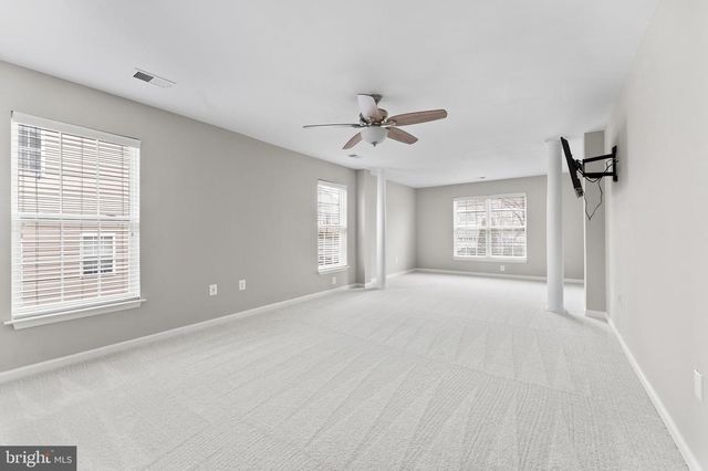 57 CARRIAGE HILL DR, Fredericksburg, VA 22405