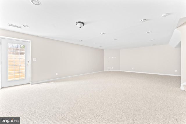 57 CARRIAGE HILL DR, Fredericksburg, VA 22405