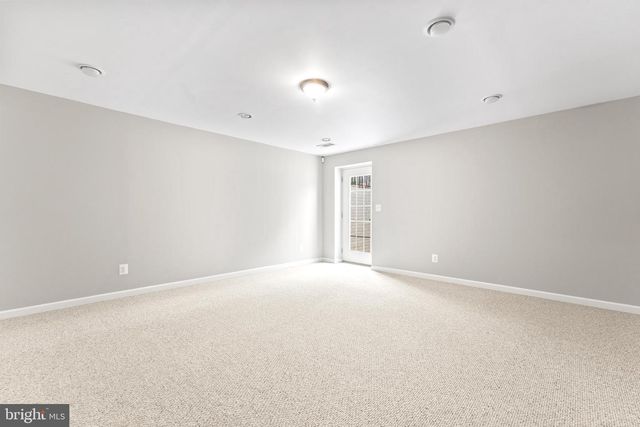 57 CARRIAGE HILL DR, Fredericksburg, VA 22405