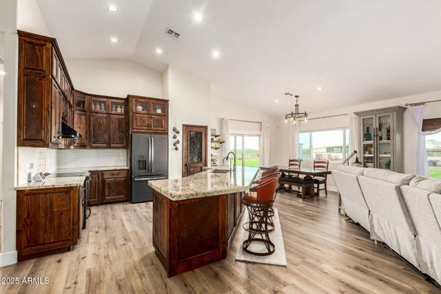 10960 W SHETLAND Lane, Casa Grande, AZ 85194