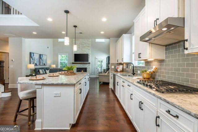 1811 Goodhearth Drive NE, Marietta, GA 30066