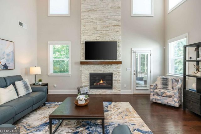 1811 Goodhearth Drive NE, Marietta, GA 30066