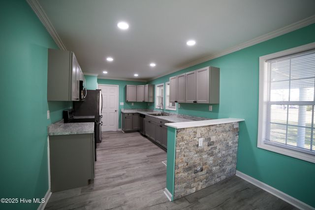 216 E Webster Street, Whiteville, NC 28472