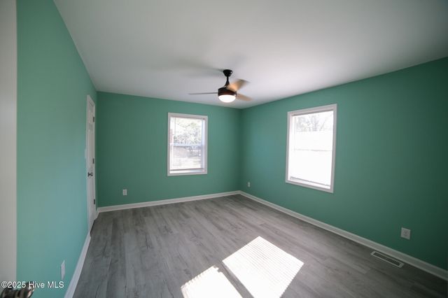 216 E Webster Street, Whiteville, NC 28472