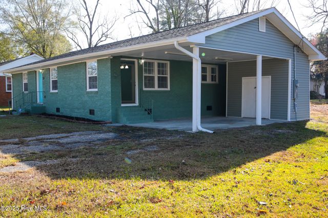 216 E Webster Street, Whiteville, NC 28472