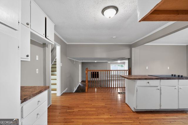 523 Barbashela Circle, Stone Mountain, GA 30088