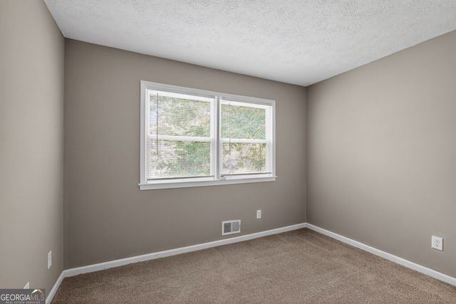 523 Barbashela Circle, Stone Mountain, GA 30088