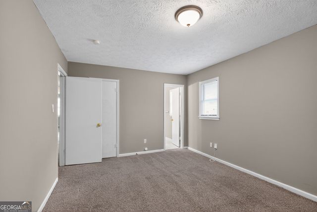 523 Barbashela Circle, Stone Mountain, GA 30088