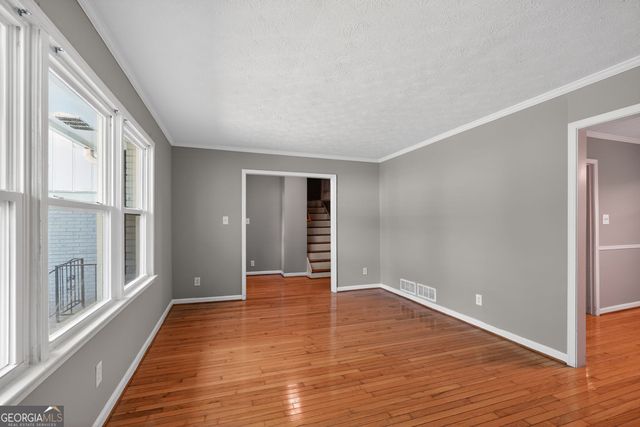 523 Barbashela Circle, Stone Mountain, GA 30088