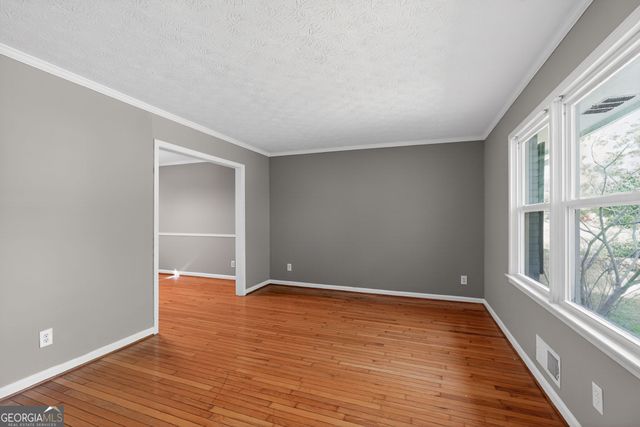 523 Barbashela Circle, Stone Mountain, GA 30088