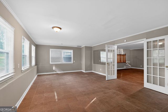 523 Barbashela Circle, Stone Mountain, GA 30088