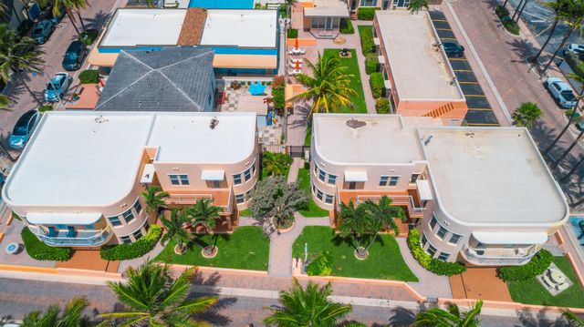 311 Connecticut Street 4, Hollywood, FL 33019