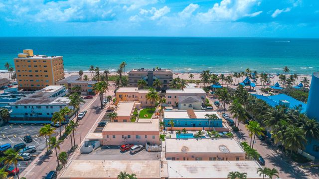 311 Connecticut Street 4, Hollywood, FL 33019