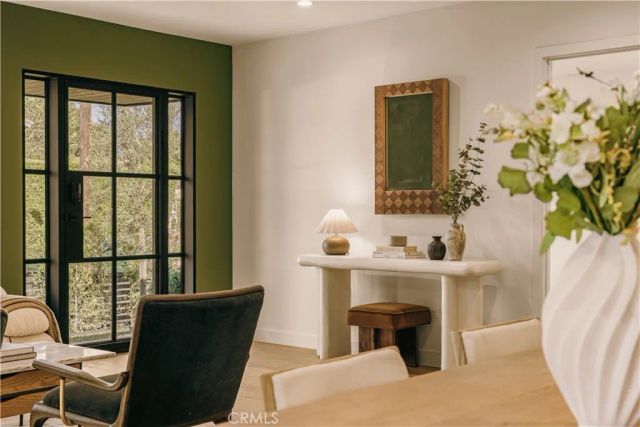 4033 Moore, Los Angeles, CA 90066