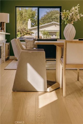 4033 Moore, Los Angeles, CA 90066