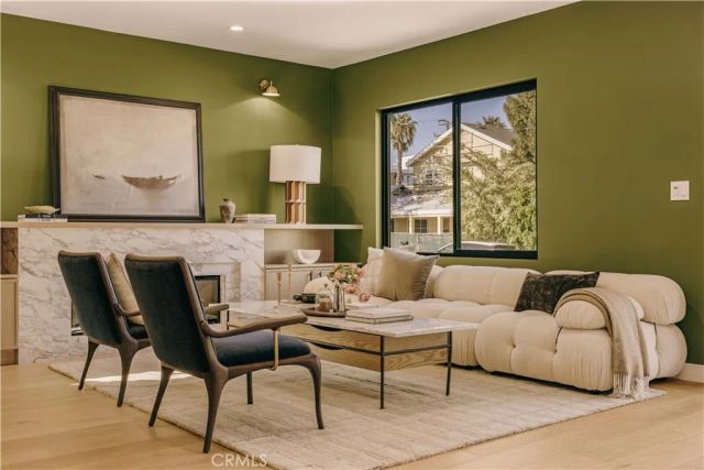 4033 Moore, Los Angeles, CA 90066