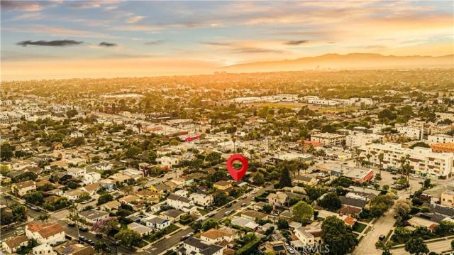 4033 Moore, Los Angeles, CA 90066