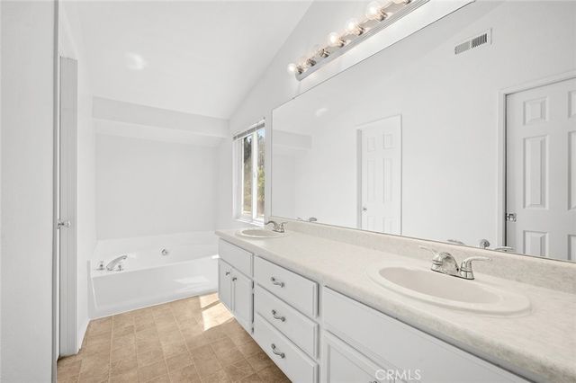 29777 Via Las Chacras, Temecula, CA 92591