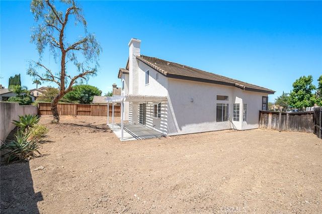 29777 Via Las Chacras, Temecula, CA 92591