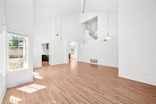 29777 Via Las Chacras, Temecula, CA 92591