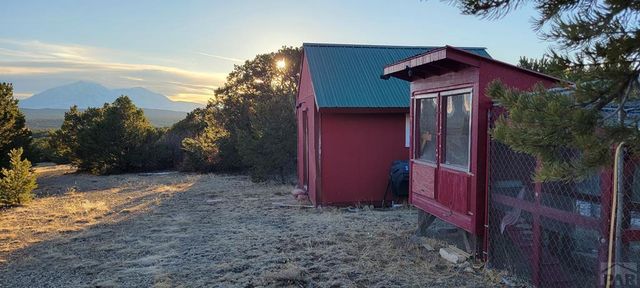 423 Trails End Court, Walsenburg, CO 81089