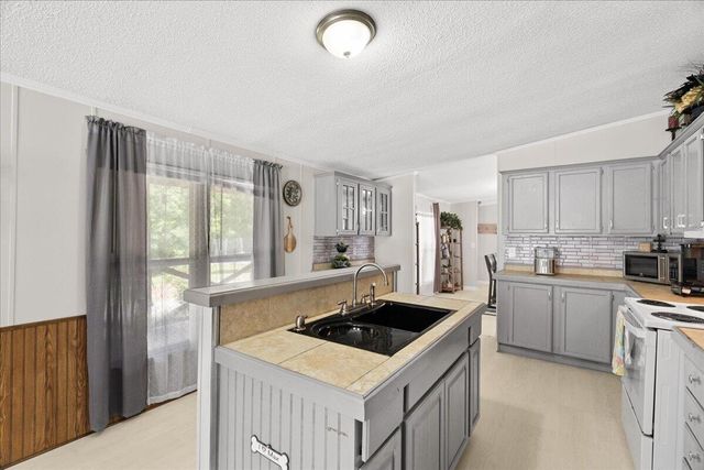 237 Poplar Drive, Chatsworth, GA 30705
