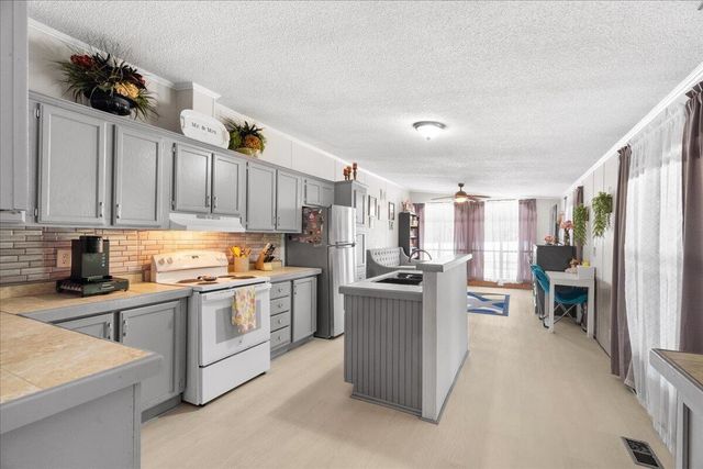 237 Poplar Drive, Chatsworth, GA 30705