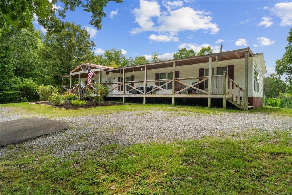 237 Poplar Drive, Chatsworth, GA 30705