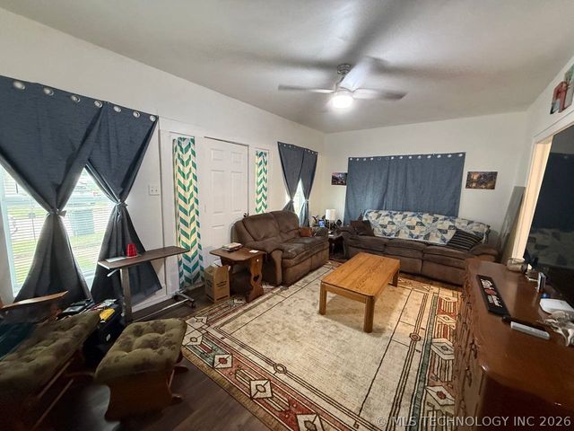 702 W Beech, Durant, OK 74701