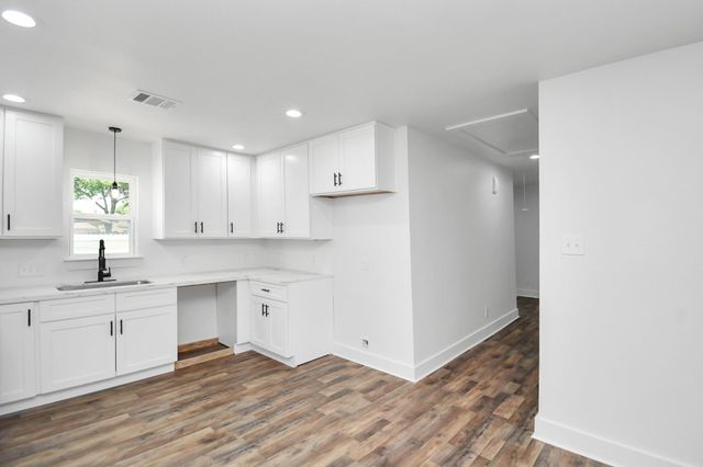 8221 Hezekiah Lane, Houston, TX 77088