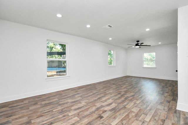 8221 Hezekiah Lane, Houston, TX 77088