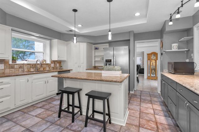 50 Village Hill Drive, Conroe, TX 77304