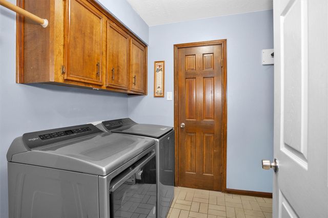 50 Village Hill Drive, Conroe, TX 77304