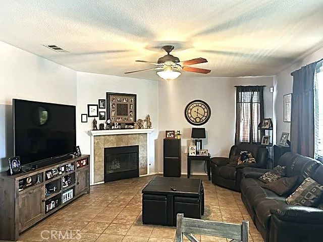 226 Berisso Court, San Jacinto, CA 92582