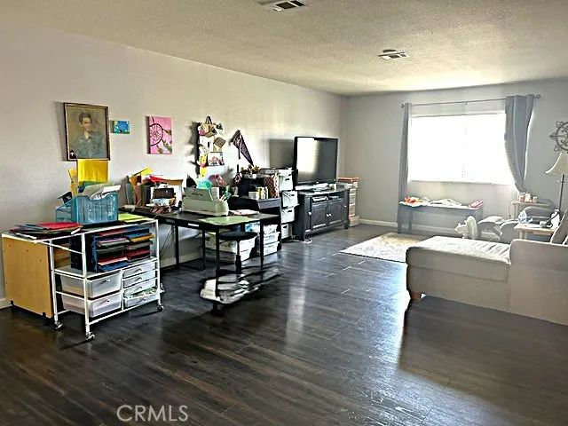 226 Berisso Court, San Jacinto, CA 92582