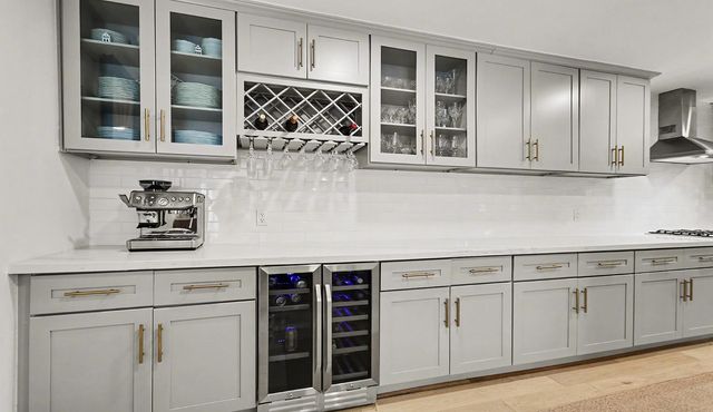 10718 Longmont Drive, Houston, TX 77042