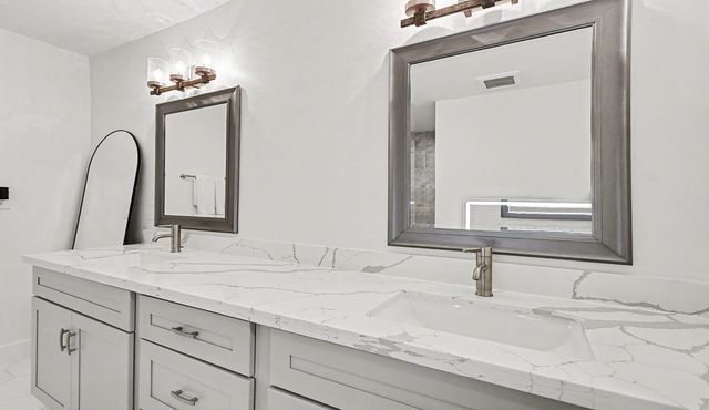 10718 Longmont Drive, Houston, TX 77042