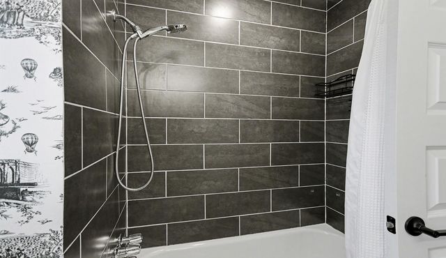 10718 Longmont Drive, Houston, TX 77042