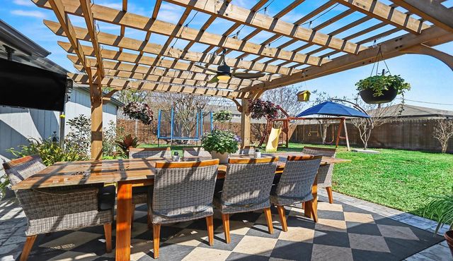 10718 Longmont Drive, Houston, TX 77042