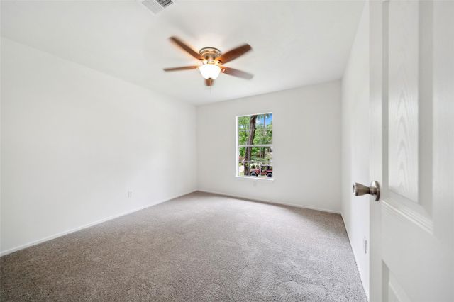 90 Crystal Lake Lane, The Woodlands, TX 77380