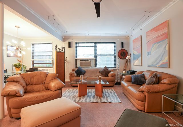 35 Rockledge Road 2A, Hartsdale, NY 10530